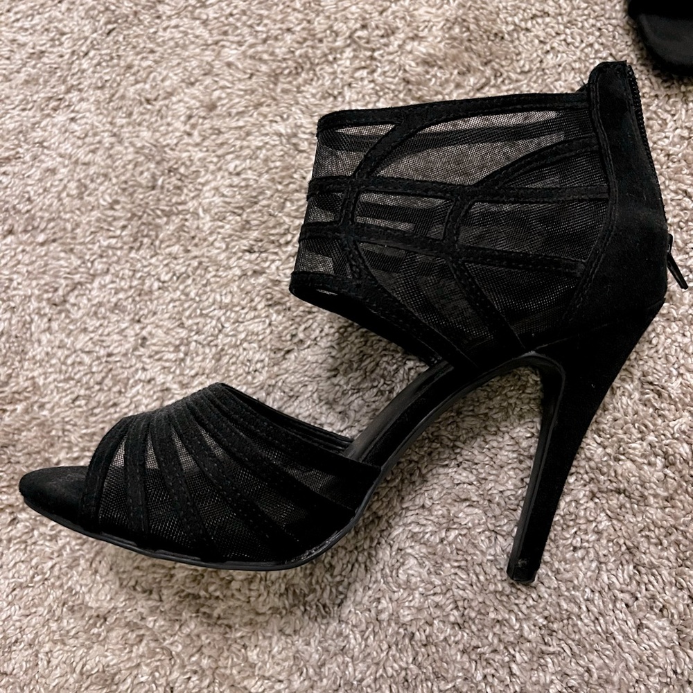 Heels with sheer fabric size 9